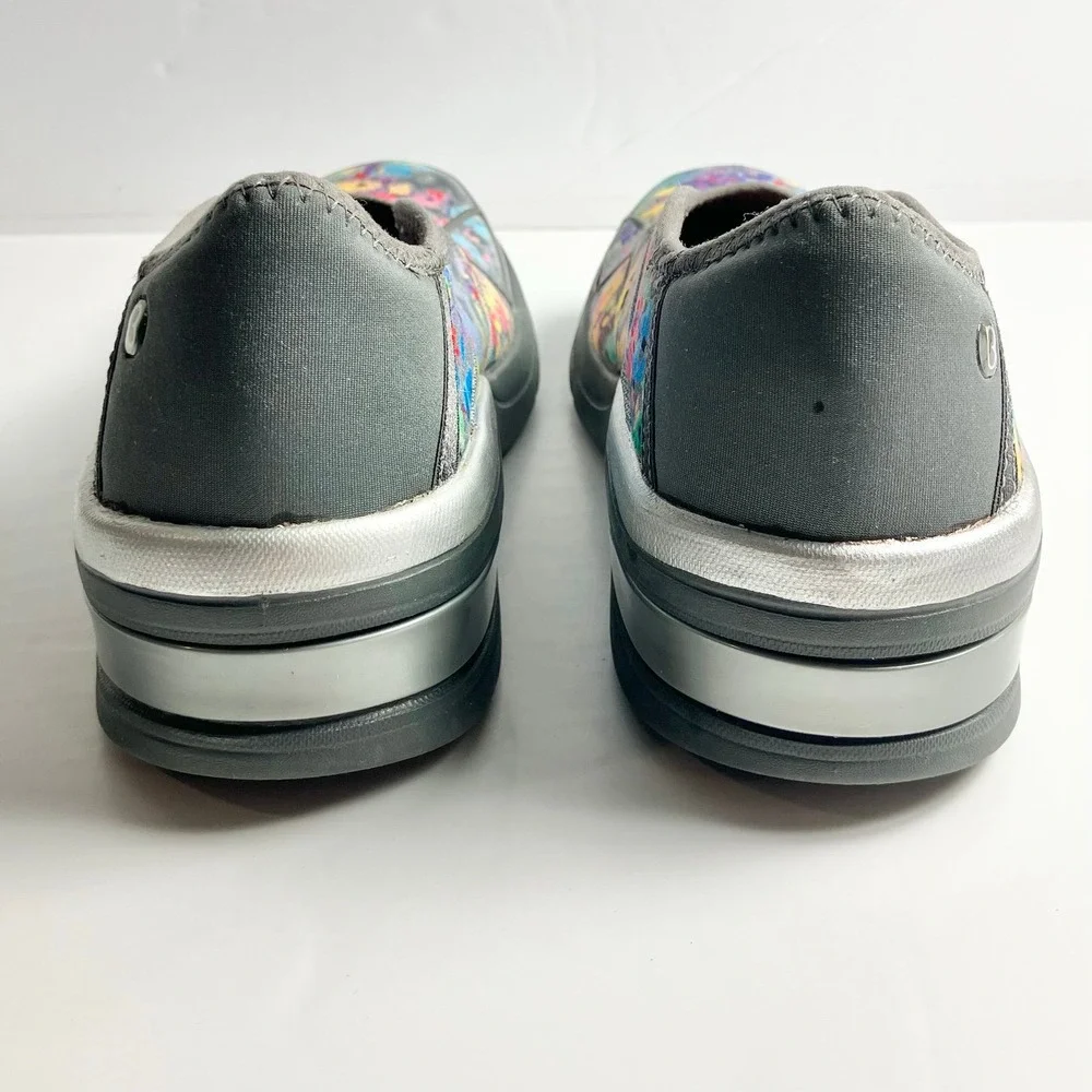 BZees Ruby Slip-On Athleisure Shoe Air-infused Wedge Sole Machine wash Sz 6.5W